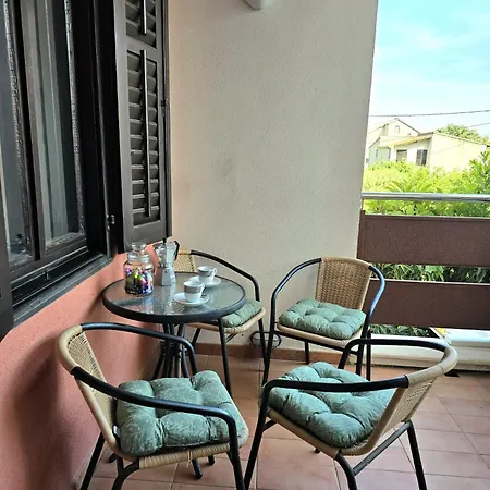 شقة Kidsfriendly Cozy Kaštela